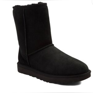 UGG Black Women's Classic Ii Short Boots | NEW in BOX!!🖤❄️⛄️⛷️